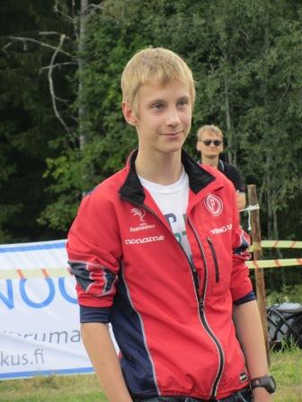 SM-pitkä2012 021.JPG