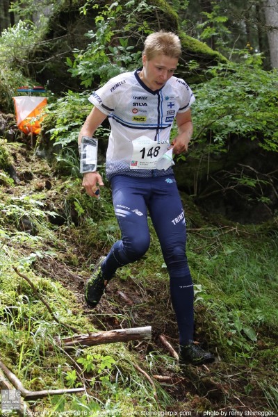 jwoc_2016_Kuva_Middle_Anton Kuukka maastossa.jpg